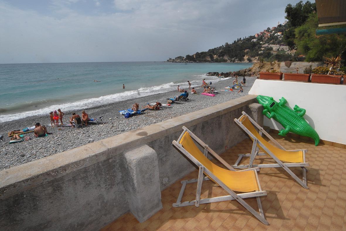 Holiday'S Beach Aparthotel Ventimiglia Luaran gambar
