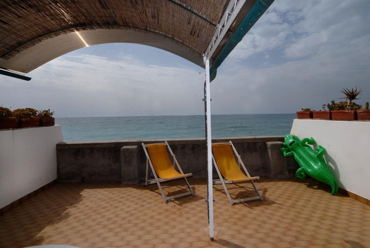 Holiday'S Beach Aparthotel Ventimiglia Luaran gambar
