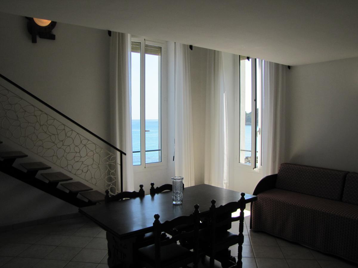 Holiday'S Beach Aparthotel Ventimiglia Luaran gambar